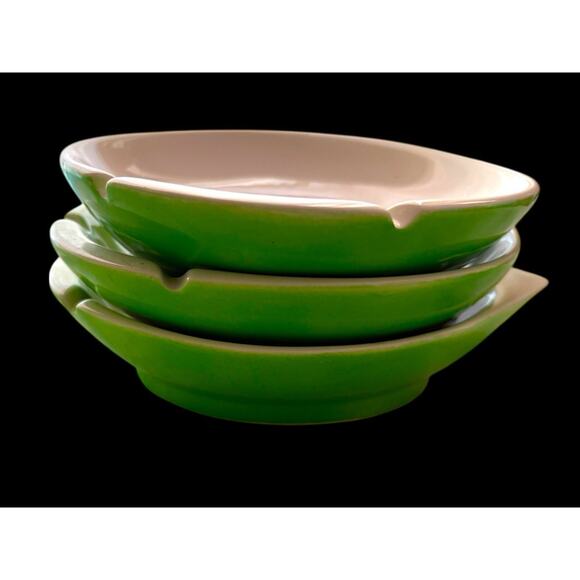 Set of 3 Atomic Era Mid Century Modern Green & White Stackable Ashtrays 6” - Picture 1 of 7